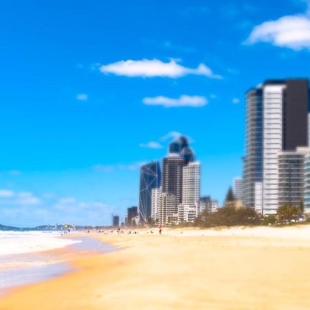 Berkeley On The Beach Gold Coast Exterior foto